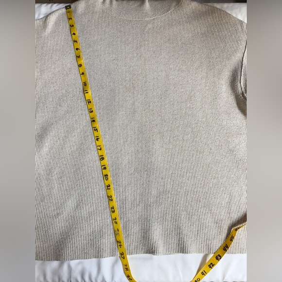 FREE PEOPLE Beige ribbed oversized turtleneck Sweater size M - Picture 12 of 12